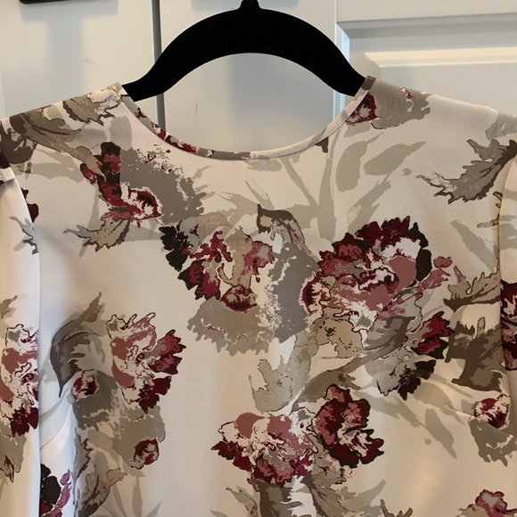 Never Worn - Aritzia Wilfred Blouse - Picture 2 of 4